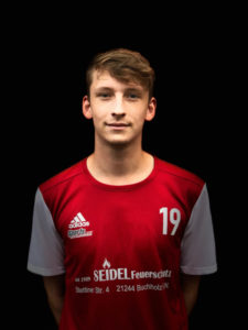 NIKLAS SCHULZ